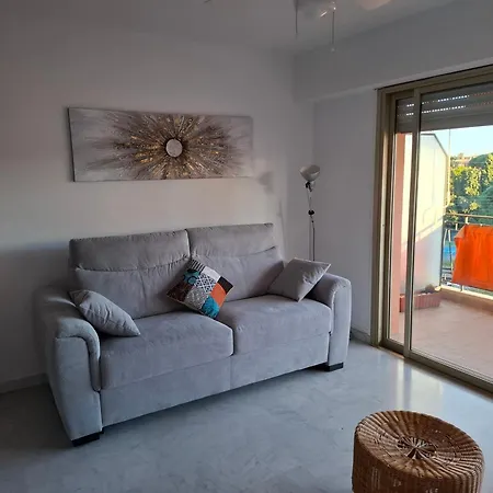 公寓 Expose Plein Sud 芒通